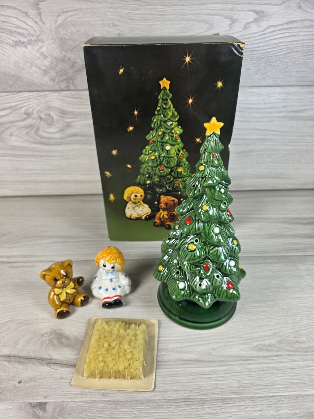 Vtg 1979 Avon Ceramic Merry Christmas Tree Hostess Set Bear Doll Salt b261
